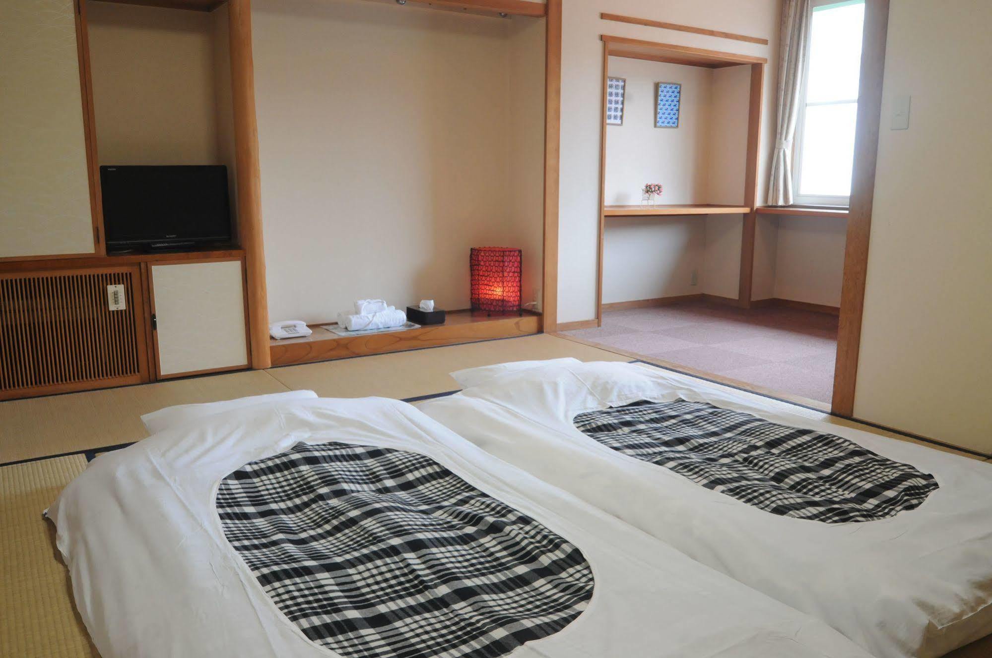 Hotel Bonfire Hakuba Exterior foto