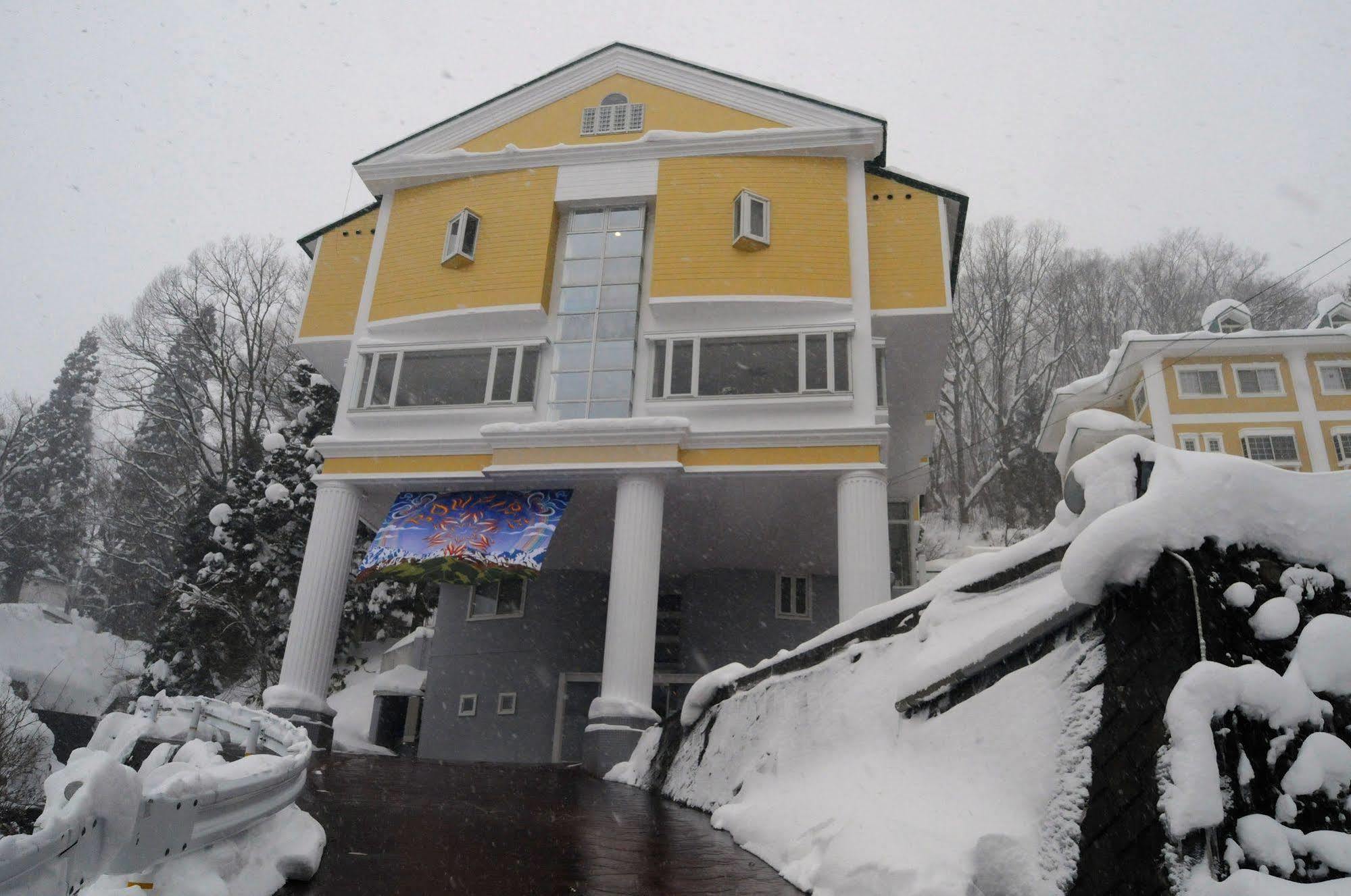 Hotel Bonfire Hakuba Exterior foto