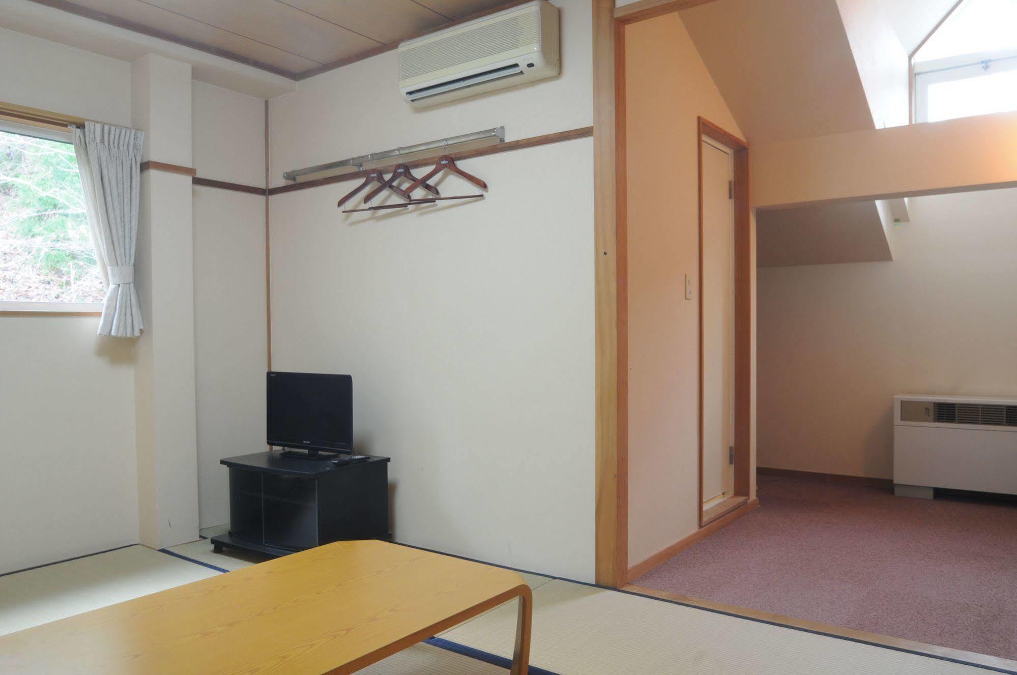 Hotel Bonfire Hakuba Exterior foto