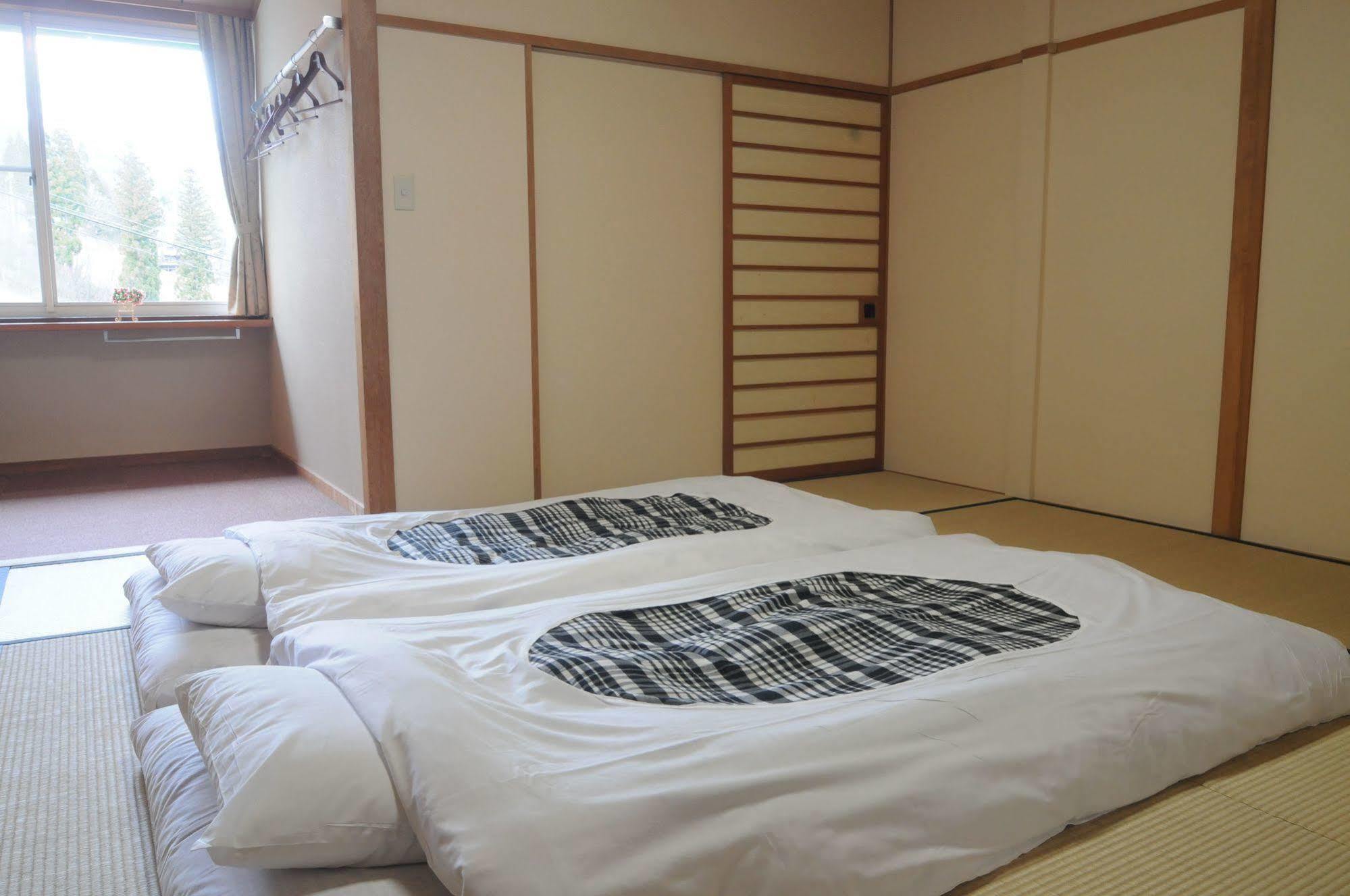 Hotel Bonfire Hakuba Exterior foto