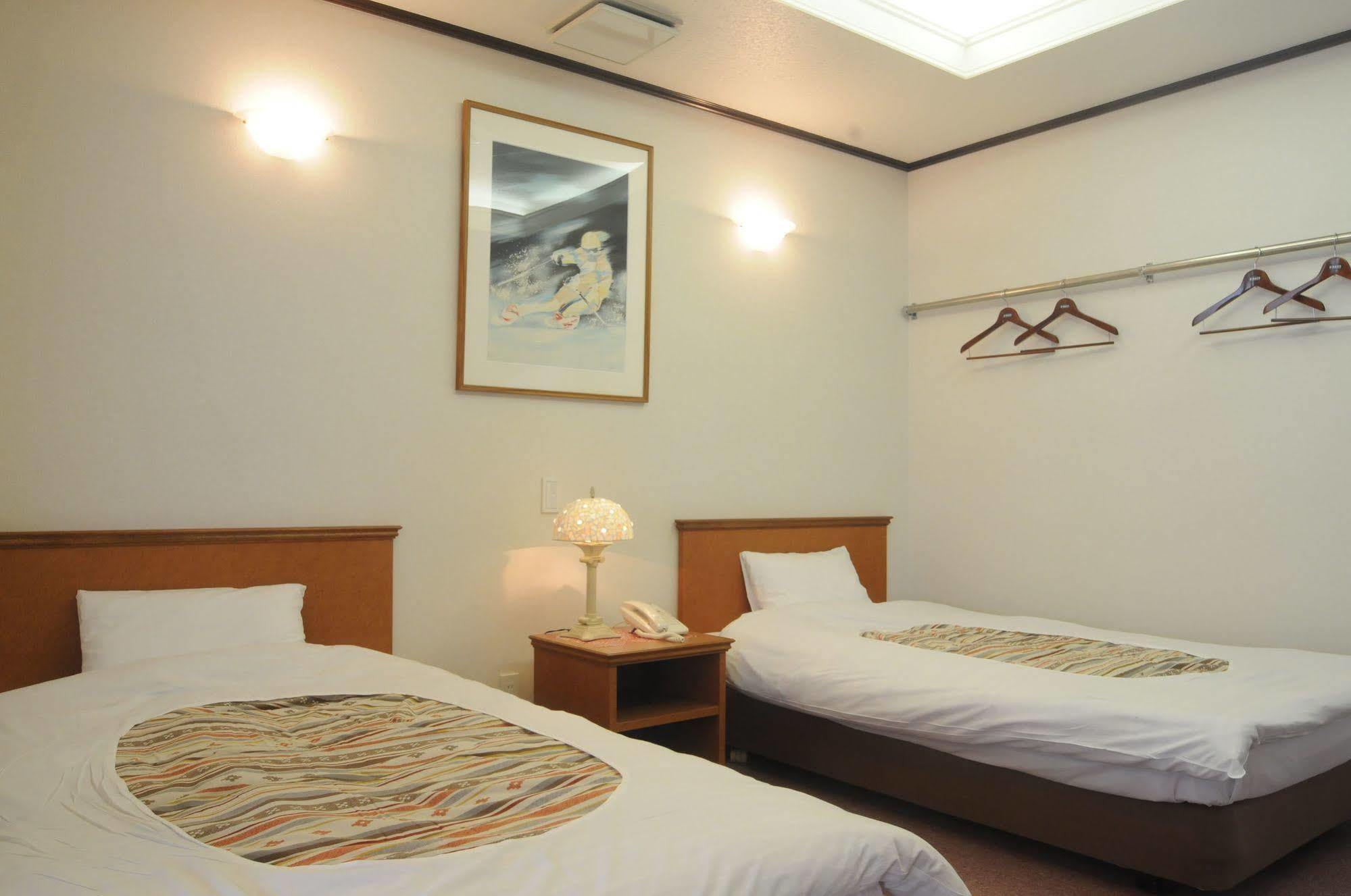 Hotel Bonfire Hakuba Exterior foto