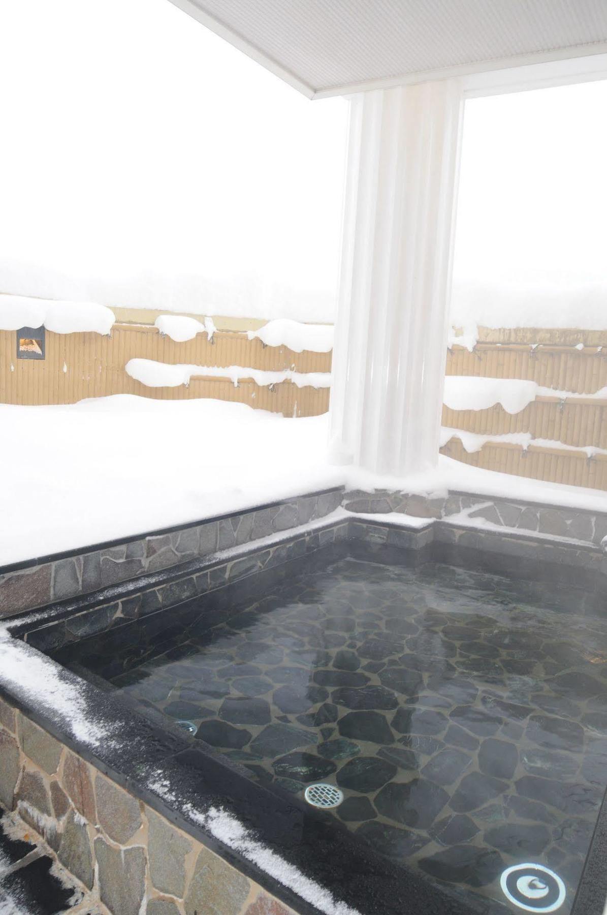 Hotel Bonfire Hakuba Exterior foto